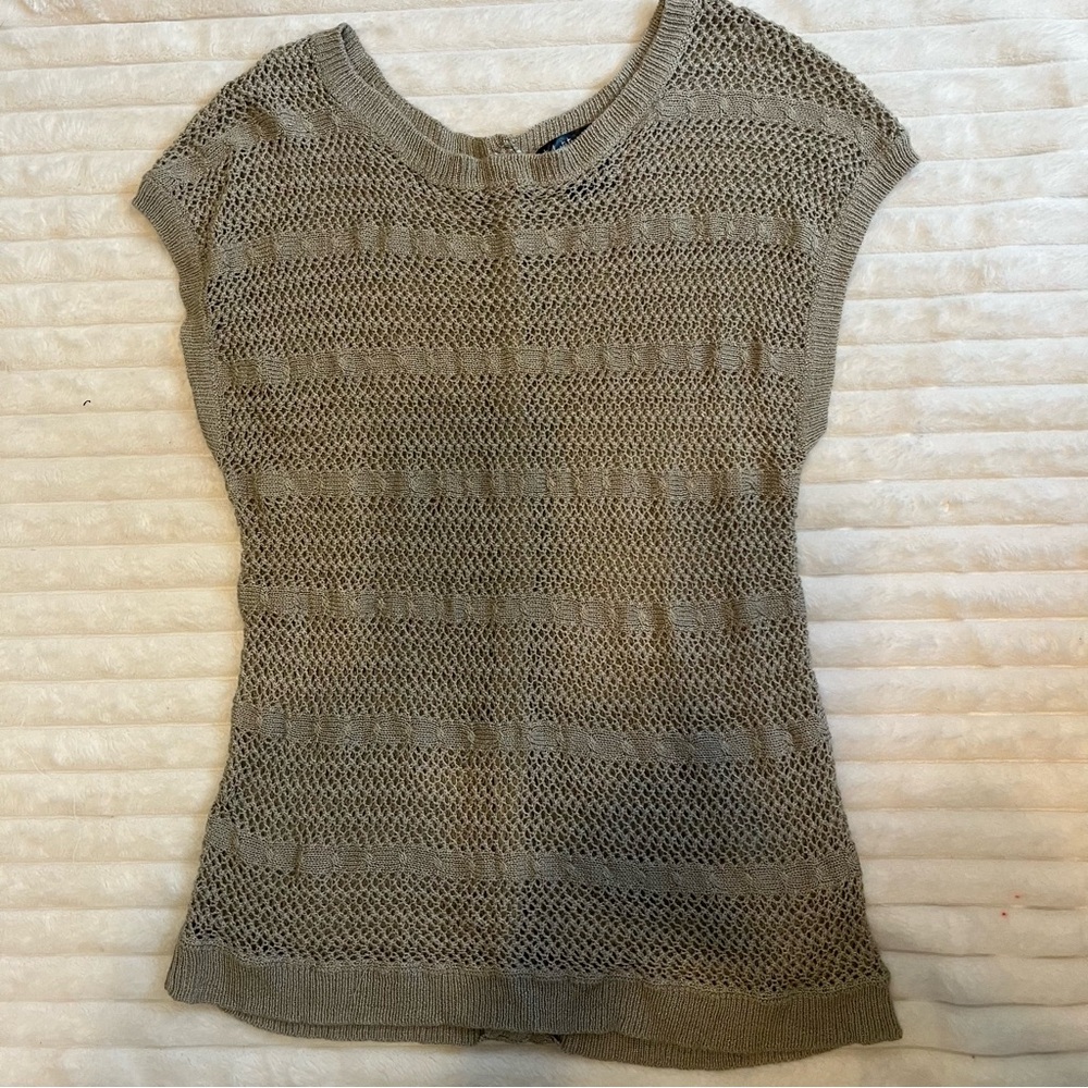 Women's Knit Top in Tan with button  closure and back size large